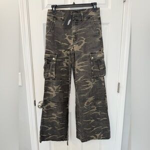 NWT PERSONA MILITARY CARGO PANTS BAGGY FIT SIZE 32